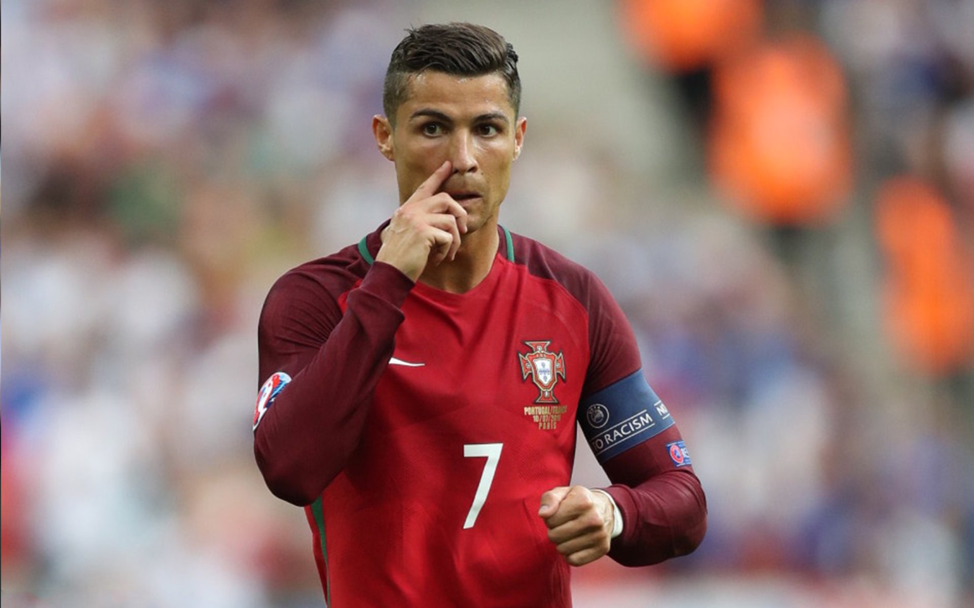 法甲夜战高潮不断，精彩射门和精彩扑救成为焦点，法甲全场